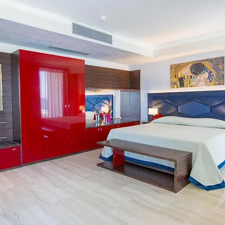 Victoria Palace Otel 4*