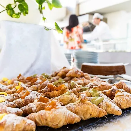 Victoria Palace Otel 4*